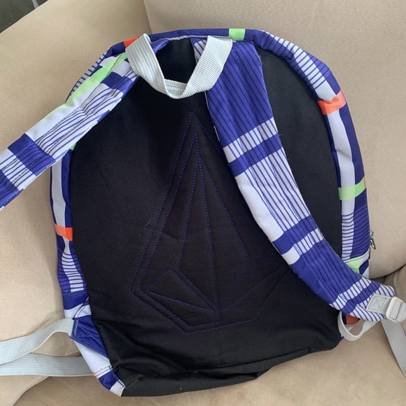 Volcom Backpack - Picture 2 of 3